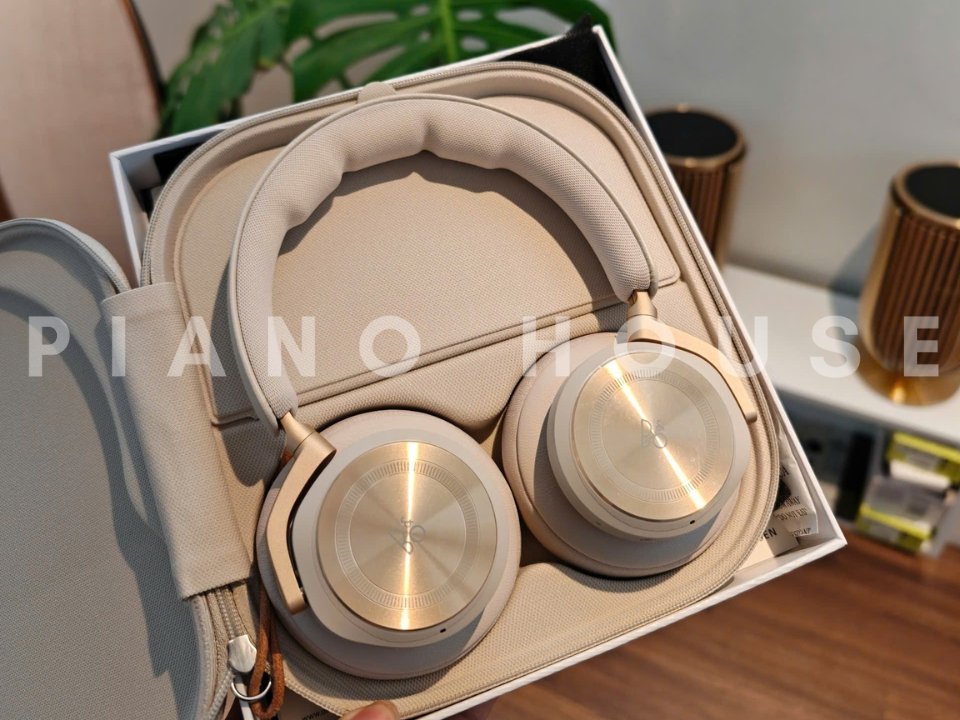 Tai Nghe B&O Beoplay HX Gold Tone (Open Box 99%) - Góc nhìn thực tế 6
